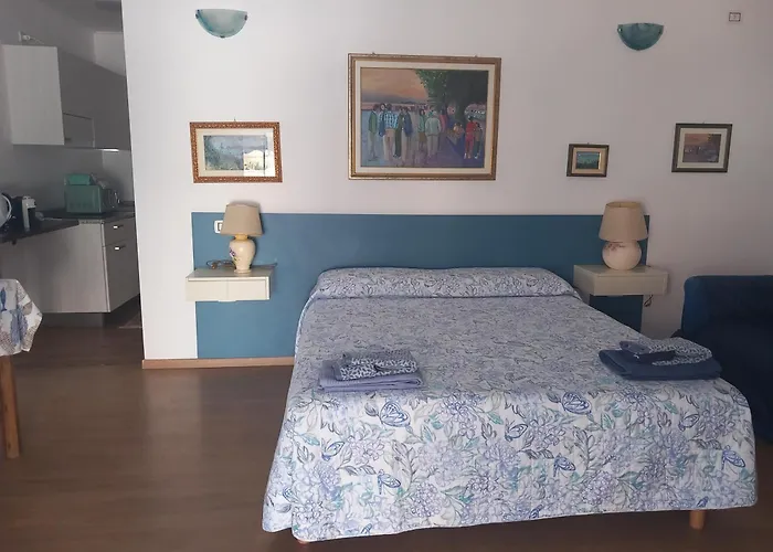 Teodora アルゲーロ